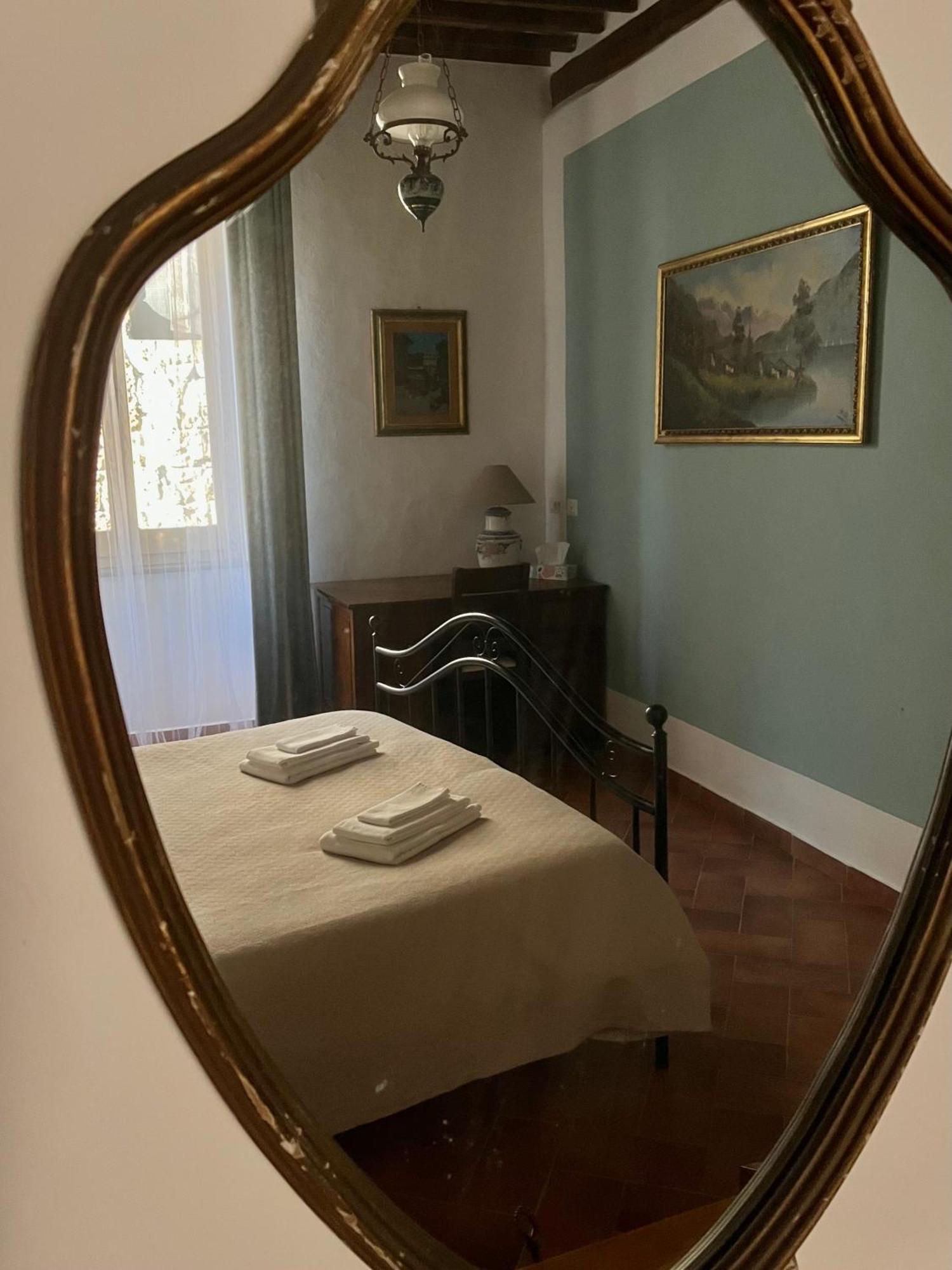 Apartamento Il Girasole Storico Pitigliano Exterior foto