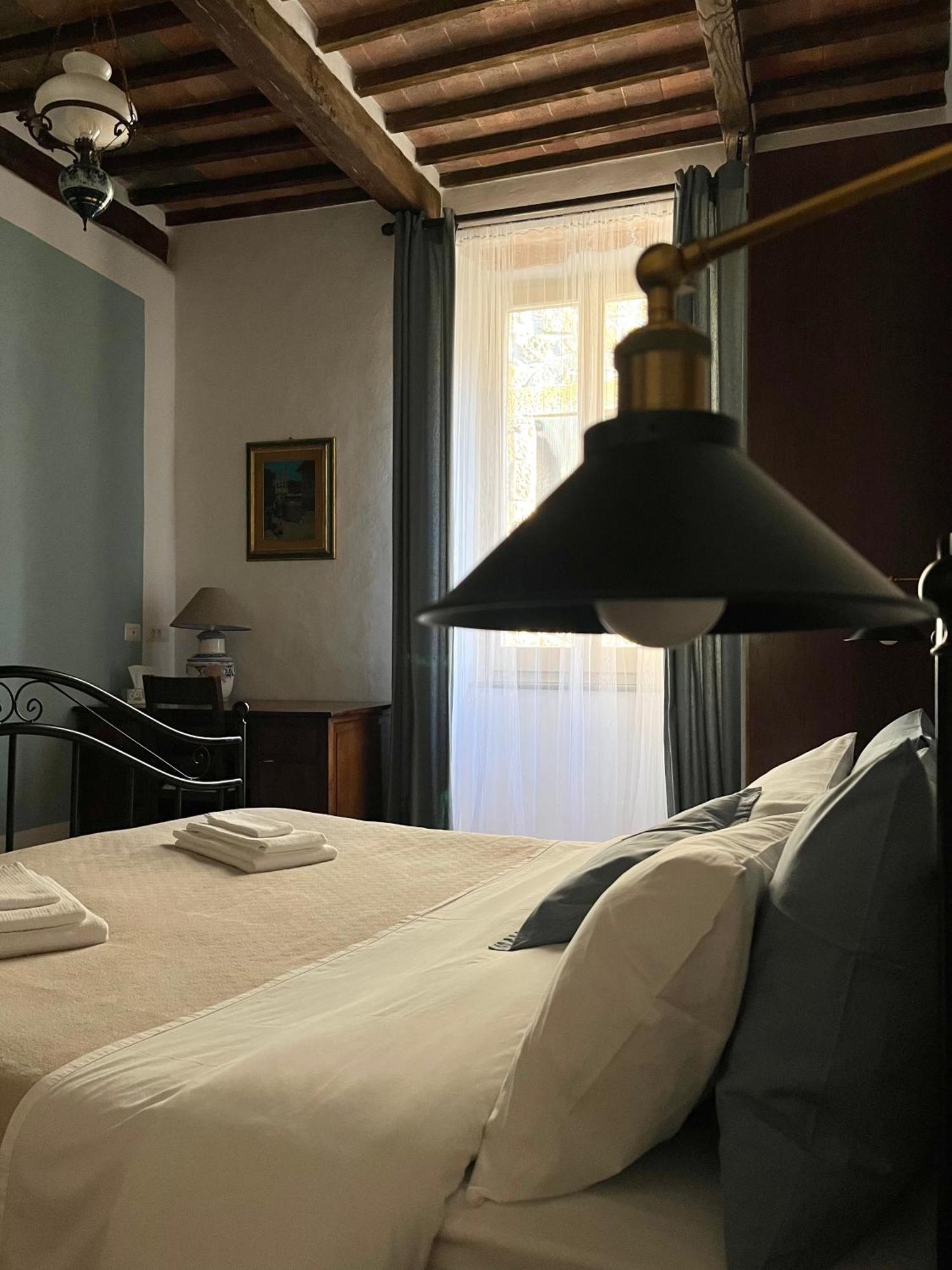 Apartamento Il Girasole Storico Pitigliano Exterior foto